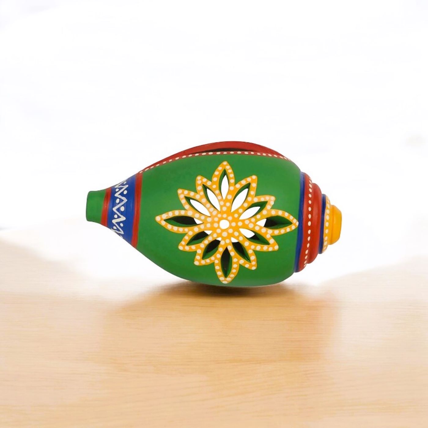 Hand Painted Shell Shaped Tea Light Holder